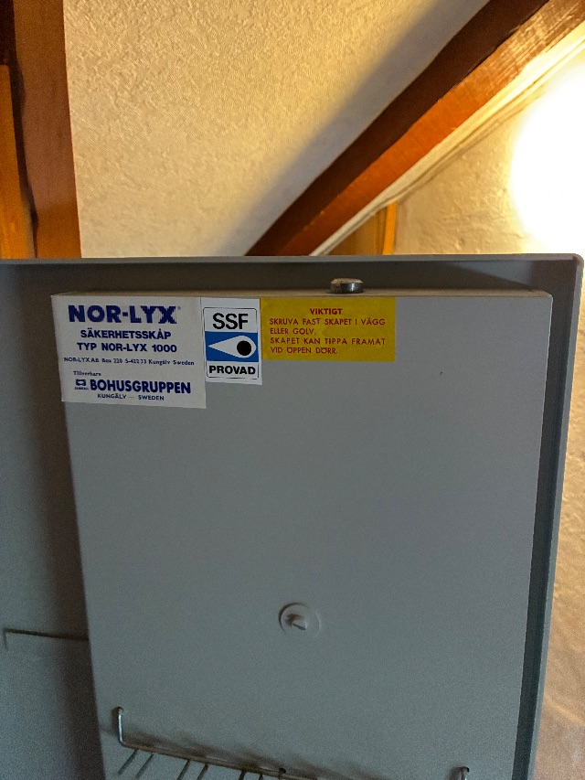 Nor-Lyx vapenskåp HL/NL 1000