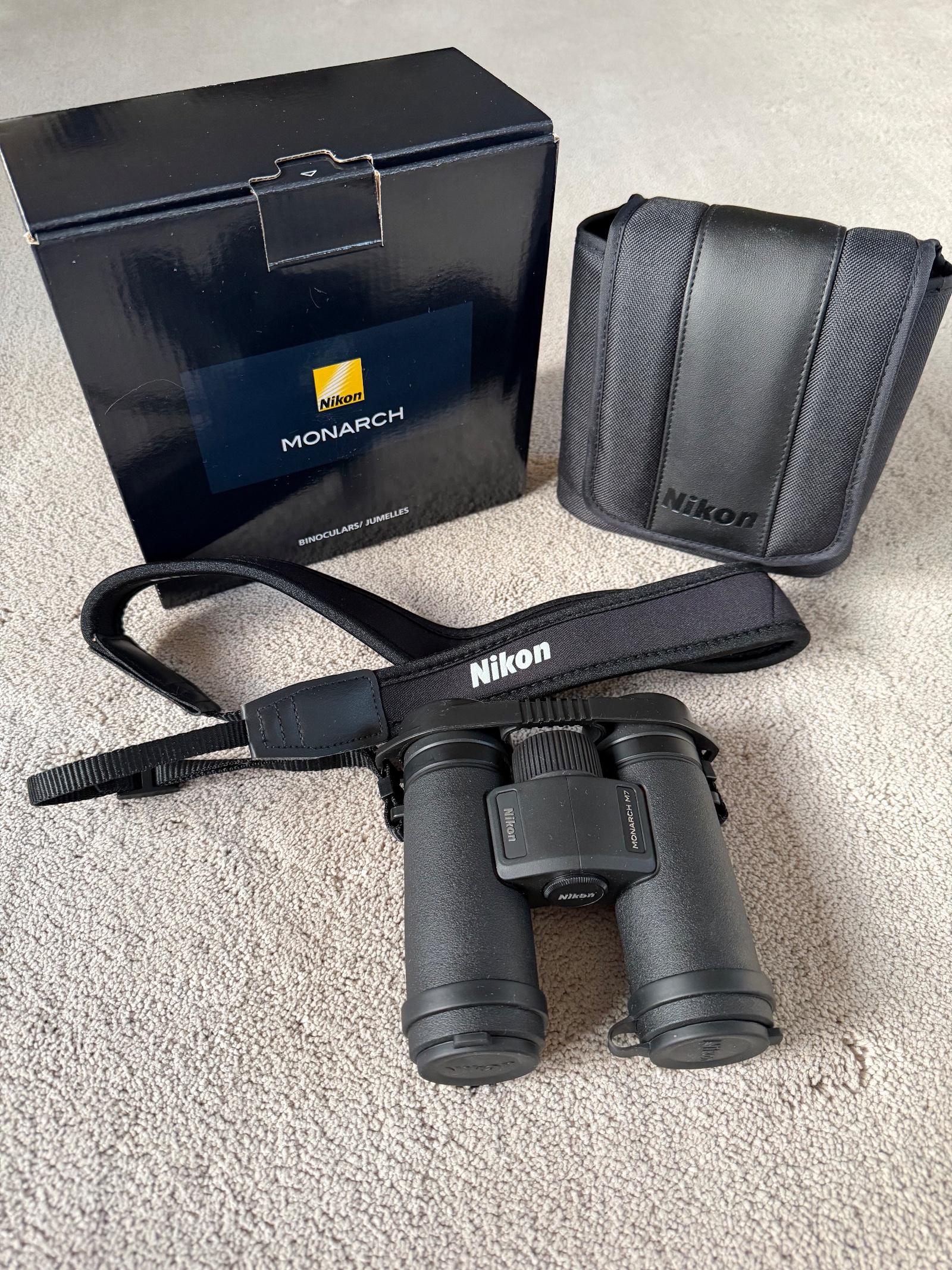 Nikon Monarch M7