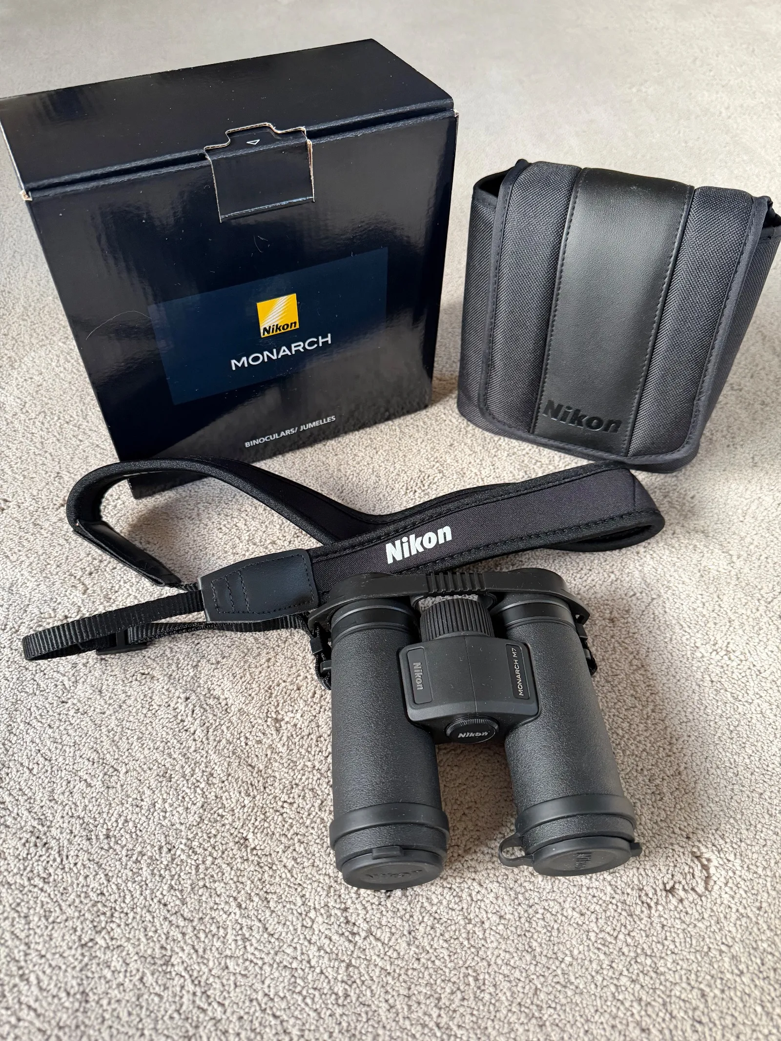 Nikon Monarch M7