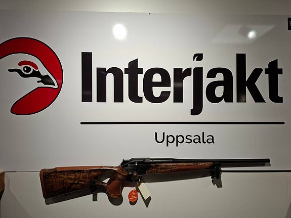 Blaser R8
